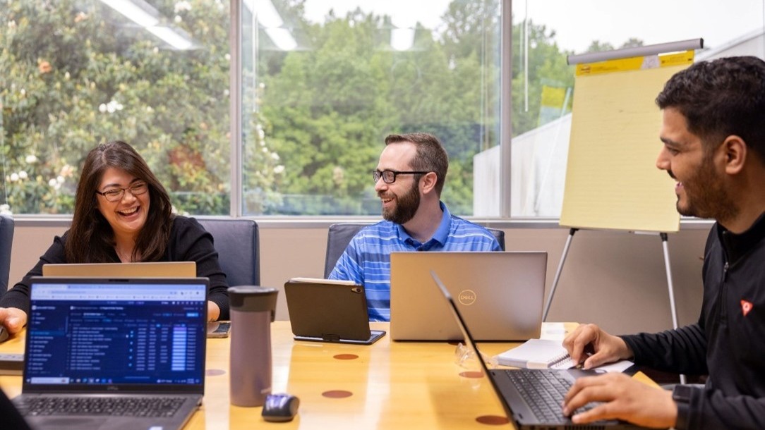 banner discover qubicaamf why invest .jpg